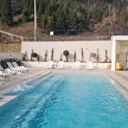 минерални и термални външен и вътрешен басейни Vimona Therma * Velingrad