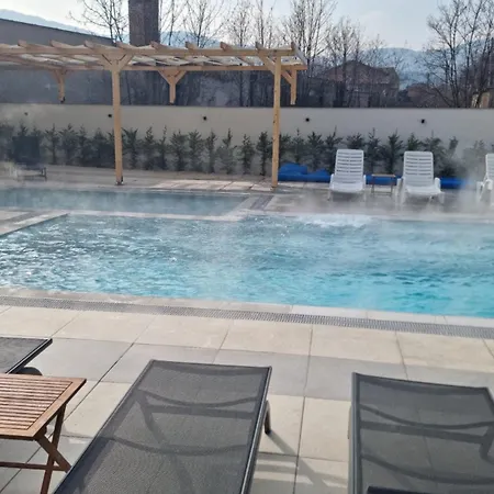 минерални и термални външен и вътрешен басейни Vimona Therma Velingrad