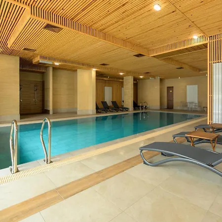 Kemping минерални и термални външен и вътрешен басейни Vimona Therma Velingrad