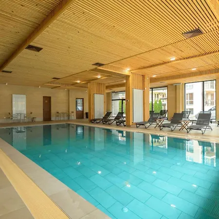 Kemping минерални и термални външен и вътрешен басейни Vimona Therma